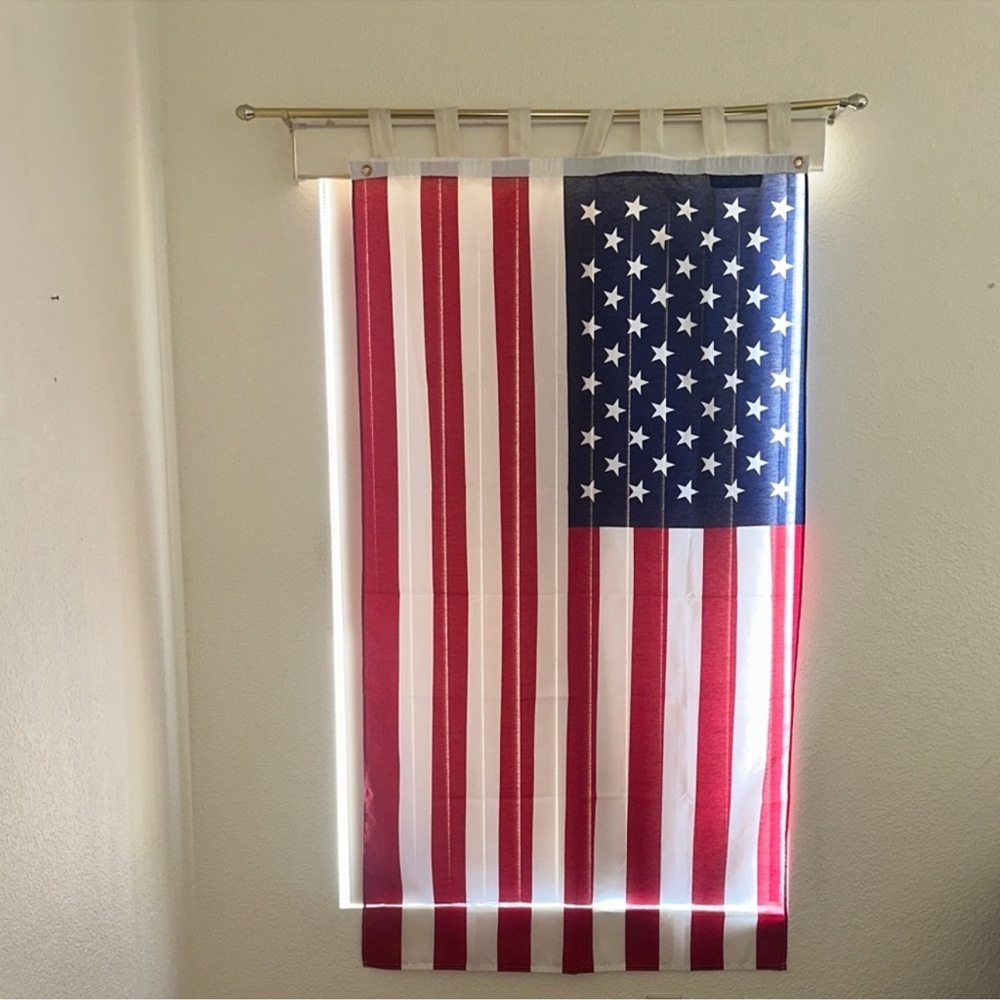 Annin & Co. American flag made in USA, used once in excellent condition.